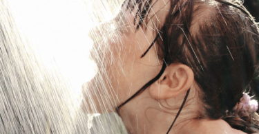 Richtig trinken will gelernt sein. © Photocase / Info3 Verlag 2018